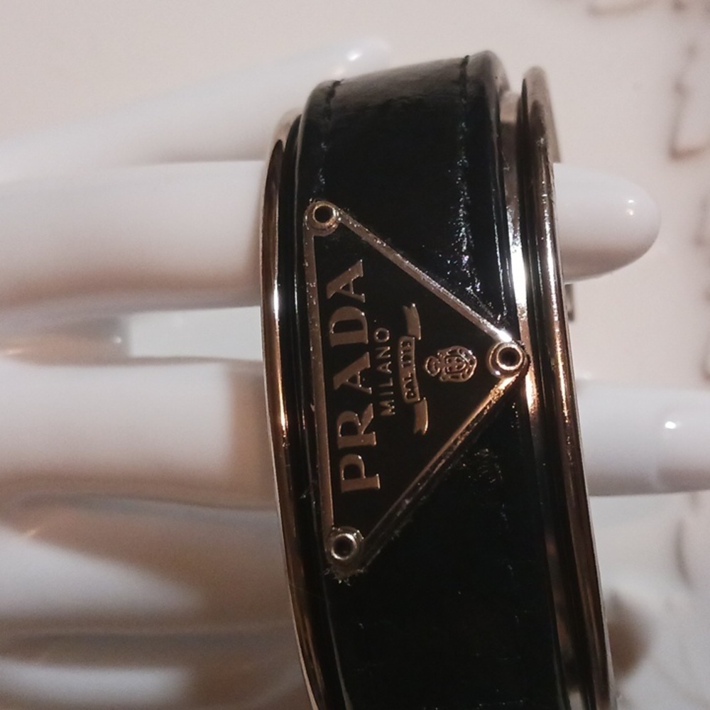 Gorgeous Designer Cuff